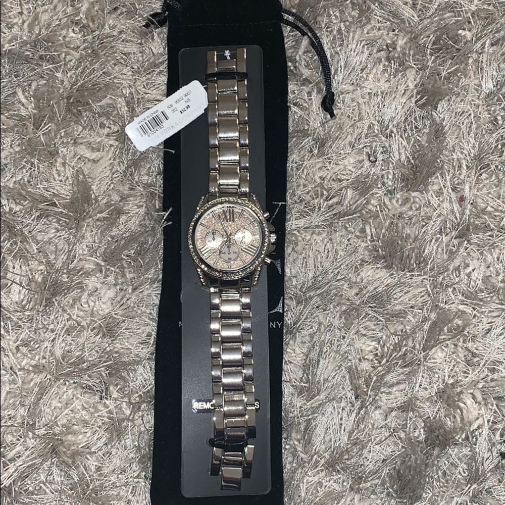 New York & Company Watch